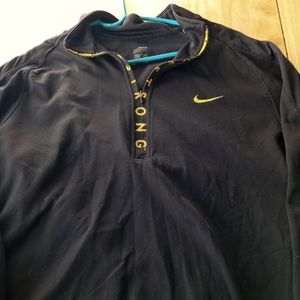 Nike Livestrong Dry Fit Pullover 1/2 zip Large